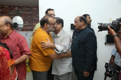 Celebs Pay homage to Chandra Mohan  - 22 of 24