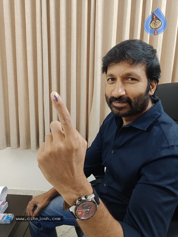 Tollywood Celebs Cast Their Votes - 45 / 60 photos