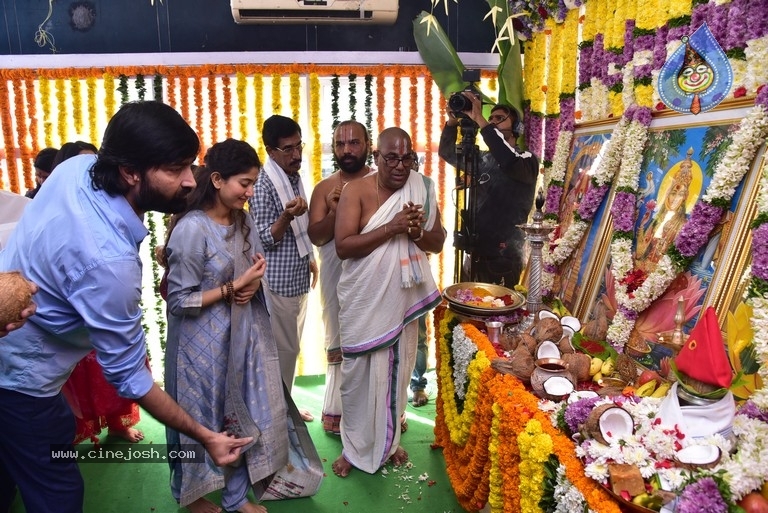 Thandel Movie Opening - 33 / 63 photos