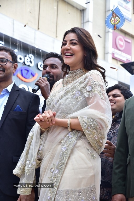 Kajal Launches Devi Pavitra Gold & Diamond Store  - 5 / 21 photos