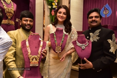 Kajal Launches Devi Pavitra Gold & Diamond Store  - 3 of 21