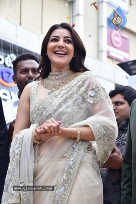 Kajal Launches Devi Pavitra Gold & Diamond Store  - 17 of 21