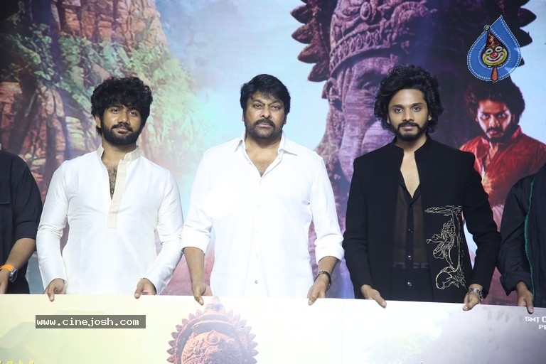Hanu Man Pre Release Event - 10 / 21 photos