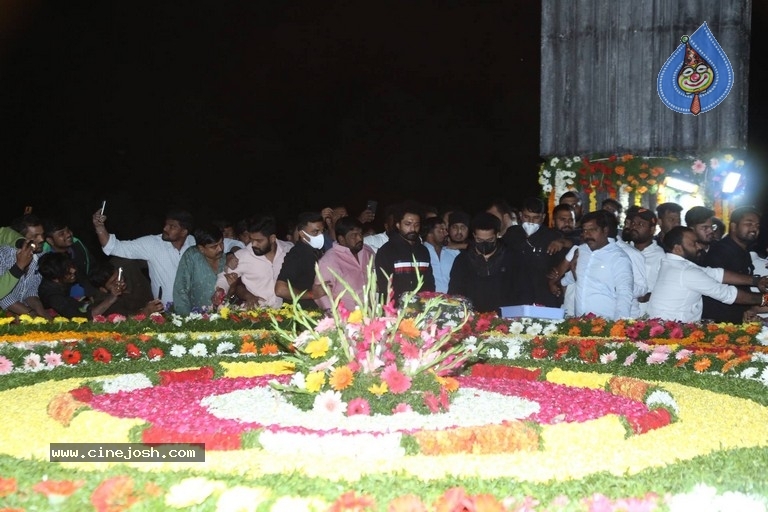Nandhamuri Heros at NTR 28th Death Anniversary - 7 / 58 photos