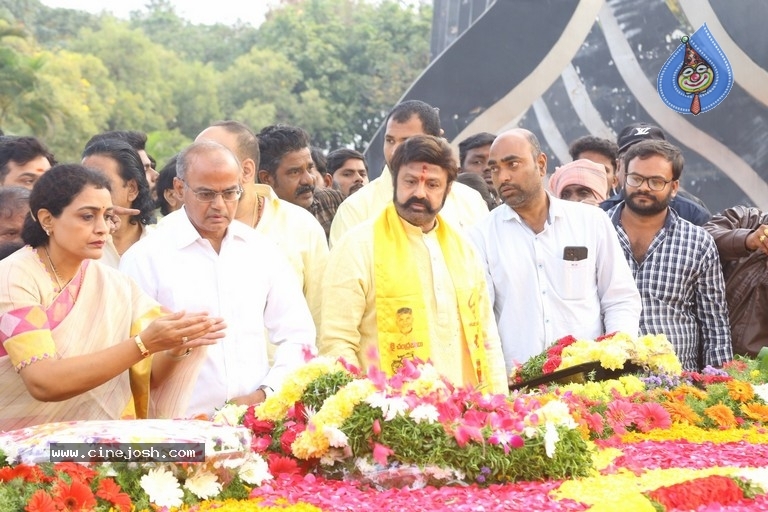 Nandhamuri Heros at NTR 28th Death Anniversary - 47 / 58 photos