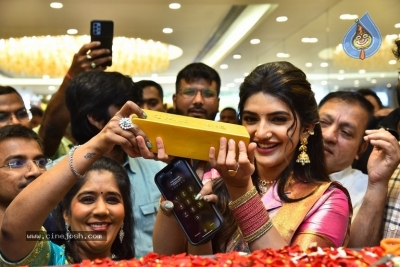 Sreeleela at CMR family mall in Kukatpally - 1 of 36