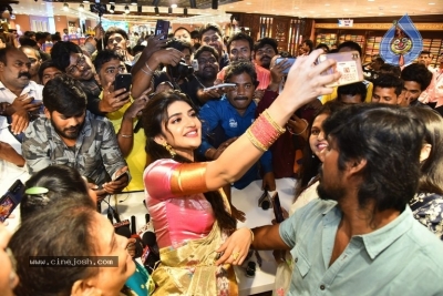 Sreeleela at CMR family mall in Kukatpally - 12 of 36