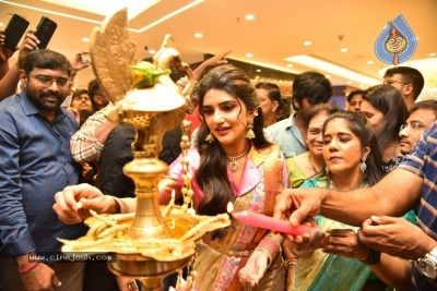 Sreeleela at CMR family mall in Kukatpally - 17 of 36