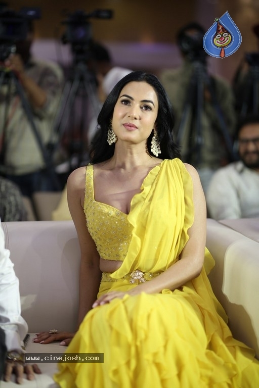 Legend Blockbuster 10 Years Celebration - 8 / 80 photos