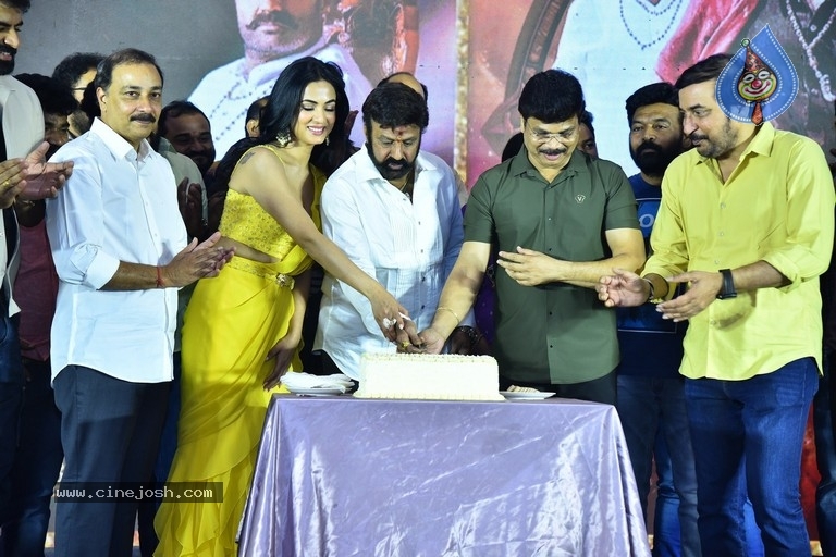 Legend Blockbuster 10 Years Celebration - 47 / 80 photos