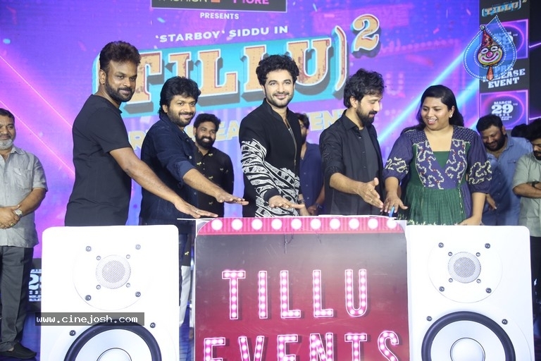 Tillu Square Pre Release Event - 3 / 21 photos