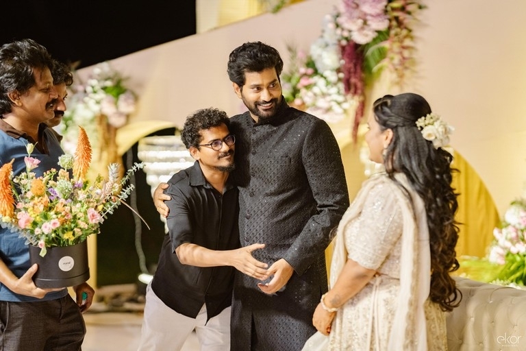 Thiruveer and Kalpana Rao Reception  - 22 / 30 photos