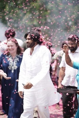 Pawan Kalyan Meets Megastar - 4 of 22