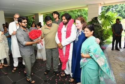 Pawan Kalyan Meets Megastar - 7 of 22