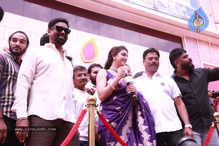 Keerthy Suresh Launches Mangalya Shopping Mall - 11 / 20 photos