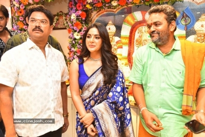 Samyuktha Launched Maangalya Shopping mall - 8 of 42