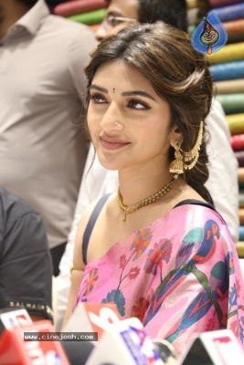 Sreeleela Launches Mangalya Shopping Mall - 13 of 30
