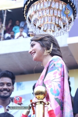 Sreeleela Launches Mangalya Shopping Mall - 15 of 30