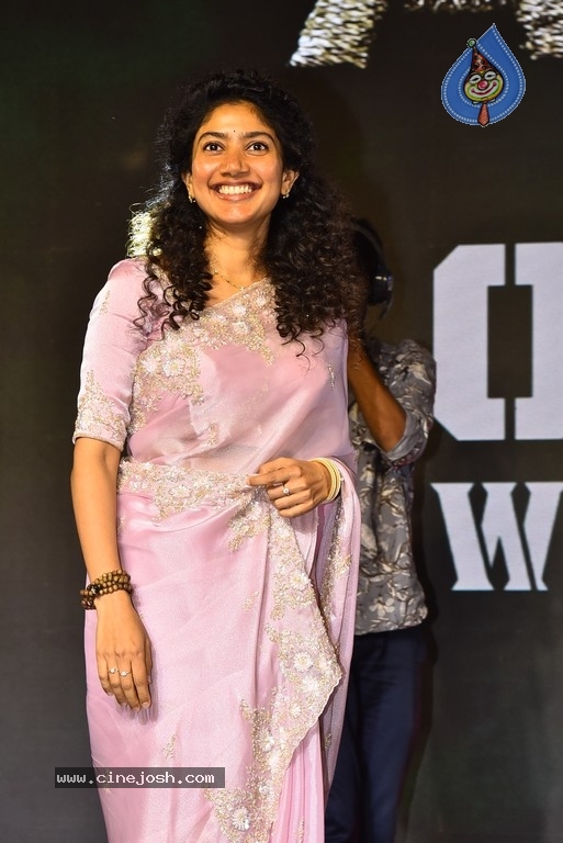 Sai Pallavi Photos - 3 / 9 photos