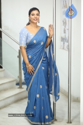Aishwarya Rajesh Pics - 8 of 18
