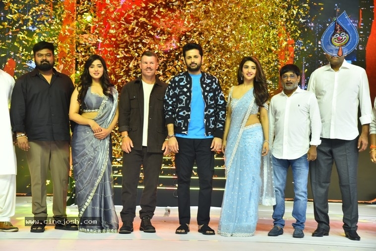 Robinhood Trailer Launch  - 20 / 25 photos