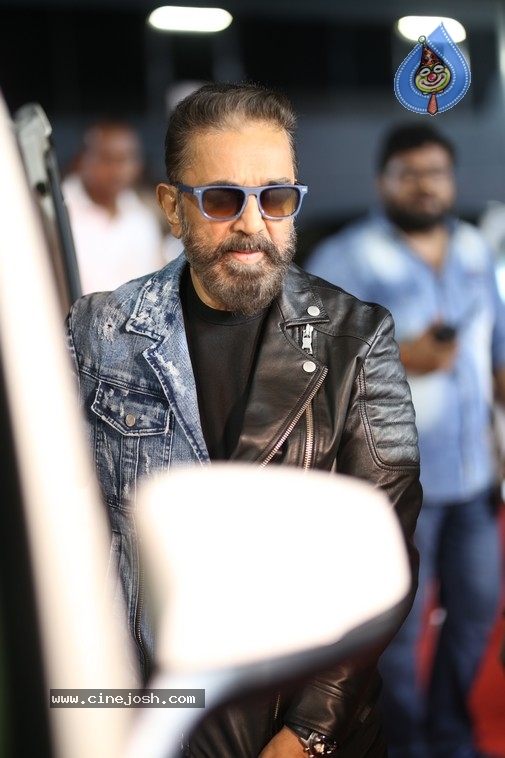 Thug Life Pre Release Event - 14 / 21 photos