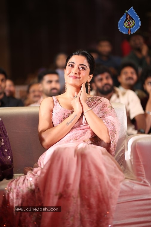 Rashmika Mandanna - 2 / 21 photos