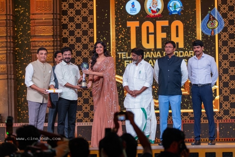 Telangana Gaddar Film Awards - 82 / 141 photos