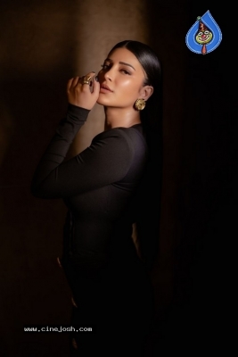Shruti Haasan Photos - 2 of 9