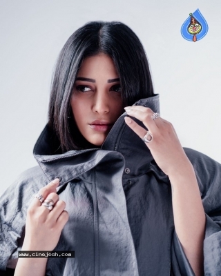 Shruti Haasan Photos - 8 of 9