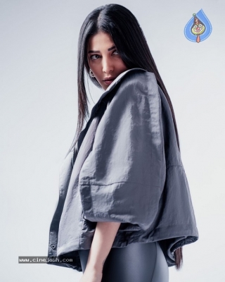 Shruti Haasan Photos - 2 of 9