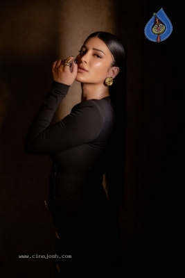 Shruti Haasan Photos - 5 of 9