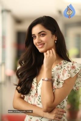 Bhagyashri Borse Photos - 20 of 21