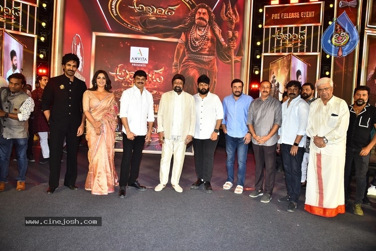 Akhanda 2 Pre Release Event - 24 / 33 photos