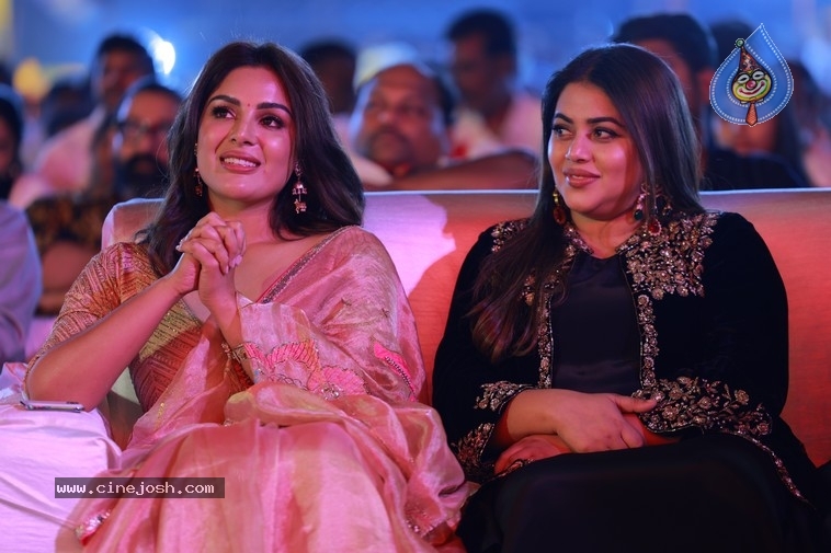 Akhanda 2 Pre Release Event - 29 / 33 photos