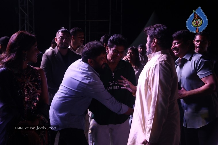 Akhanda 2 Trailer Launch - 34 / 38 photos