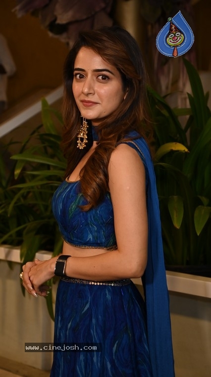 Ashika Ranganath Photos - 8 / 20 photos