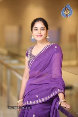 Bindu Madhavi Photos - 2 of 16