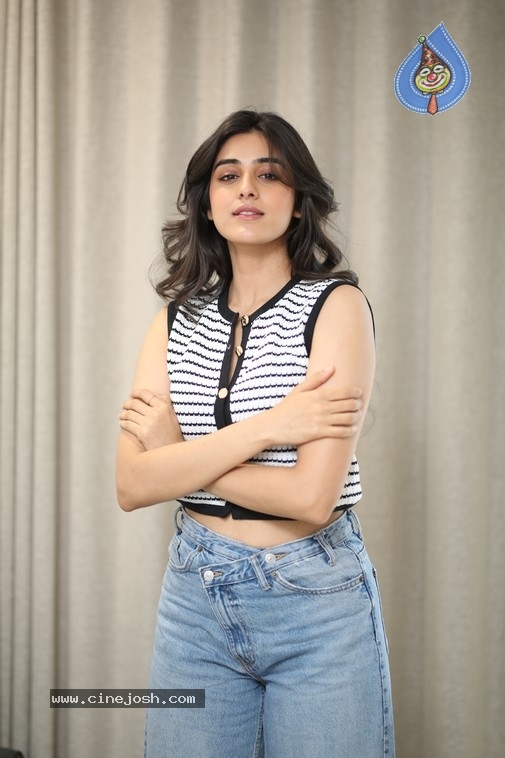 Sakshi Vyde Photos - 6 / 21 photos