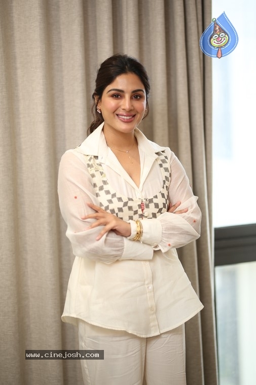 Samyuktha Photos - 10 / 16 photos