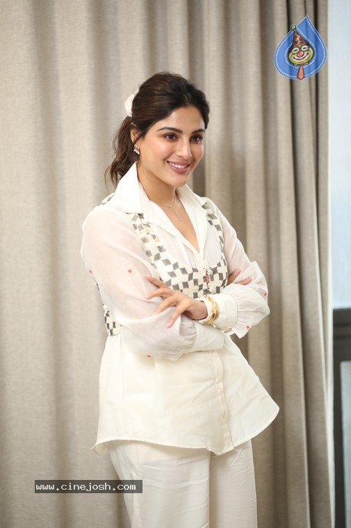 Samyuktha Photos - 14 / 16 photos