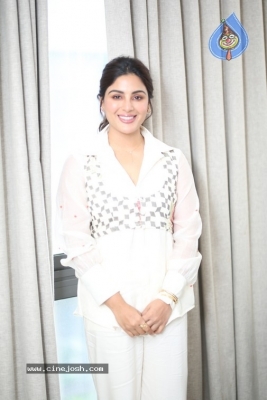 Samyuktha Photos - 4 of 16