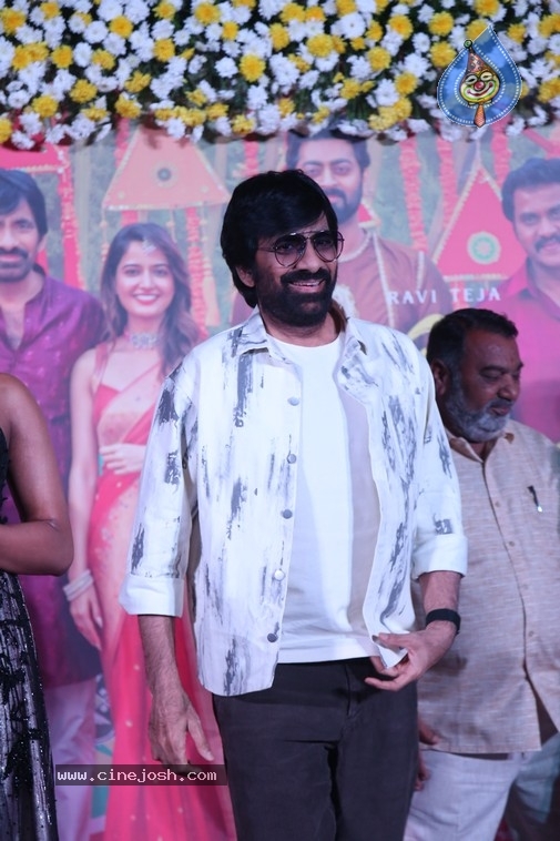 Bhartha Mahasayulu Wignapthi Event - 10 / 18 photos