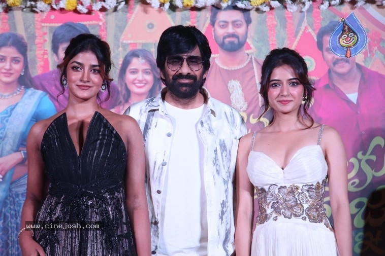 Bhartha Mahasayulu Wignapthi Event - 16 / 18 photos