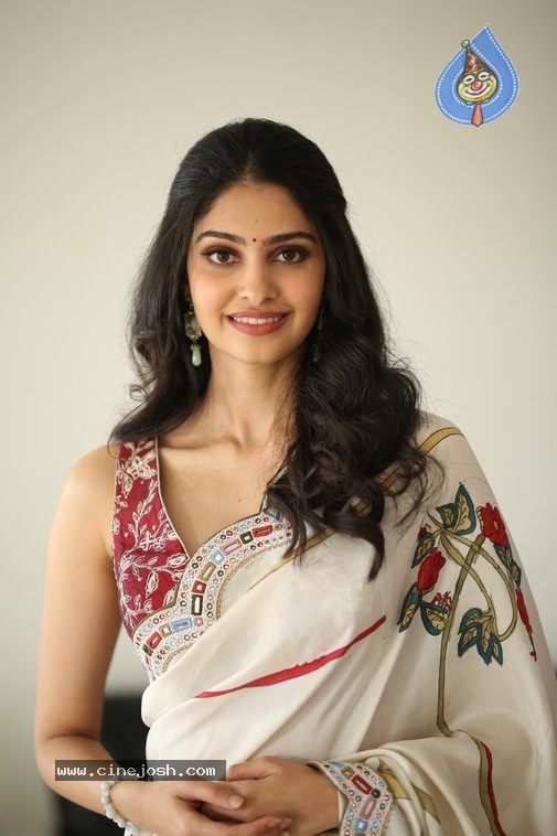 Manasa Varanasi Photos - 9 / 16 photos