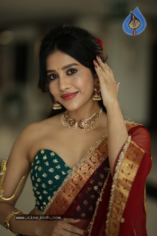 Nabha Natesh Photos - 10 / 21 photos