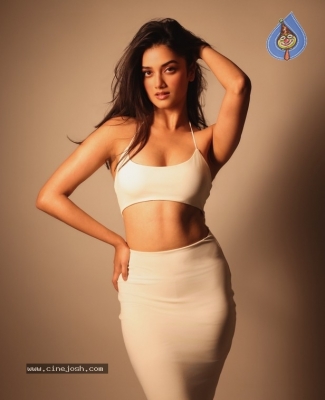 Bhagyashri Borse Photos - 5 of 11