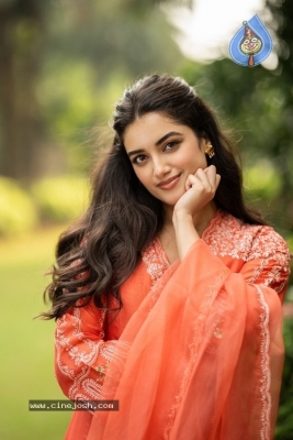 Bhagyashri Borse Photos - 11 of 11