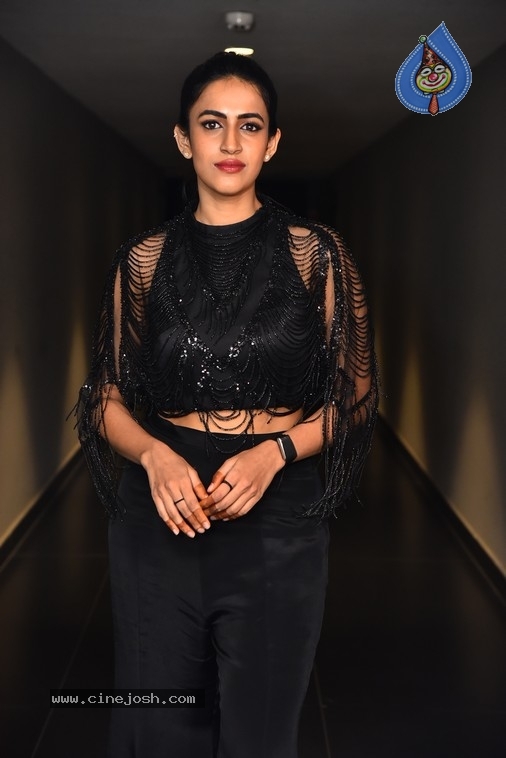Niharika Konidela Photos - 6 / 15 photos