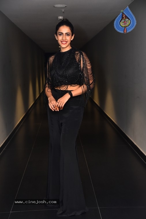 Niharika Konidela Photos - 14 / 15 photos